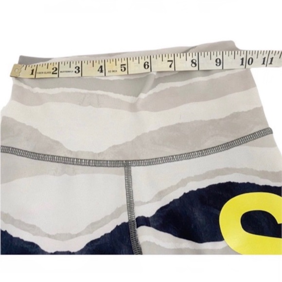 Lululemon Soulcycle Multicolor True Self Bleacher Stripe Crop Leggings, Size 0* - Picture 10 of 12